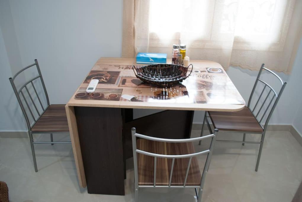 Mina'S Spacious Apt : June '23 Renovated Thessaloniki Buitenkant foto