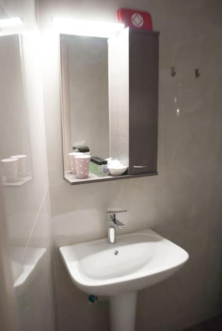 Mina'S Spacious Apt : June '23 Renovated Thessaloniki Buitenkant foto